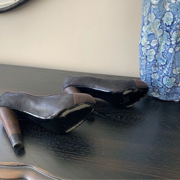 Authentic ICONIC Chanel Chunky Heel Shoes Block Heel Color Block 38.5 - Picture 6 of 11